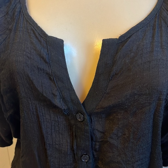 Heart Soul Black Blouse Shirt Size Women's Large - Picture 2 of 9